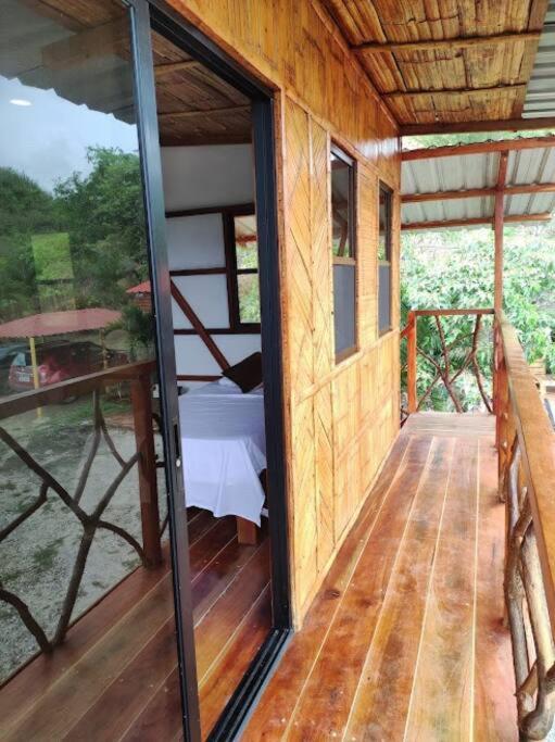 Cayo Ecovillage 卡约港 外观 照片